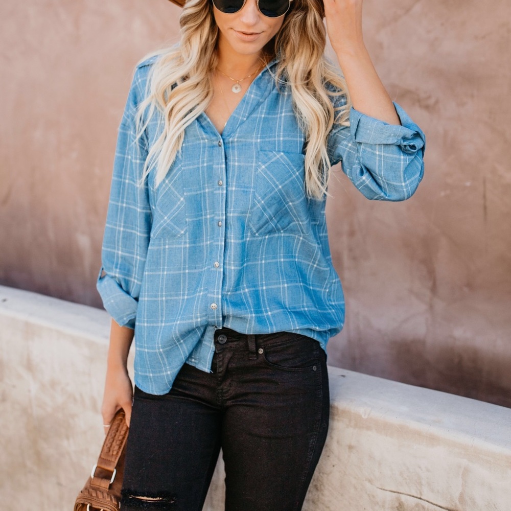 VICI LET IT GO COTTON BUTTON DOWN PLAID TOP